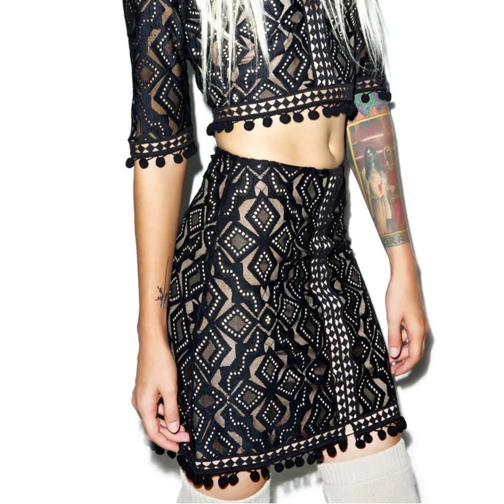 FOR LOVE AND LEMONS Florence Mini Skirt - Y2K - Embroidered Party Skirt - Picture 2 of 13